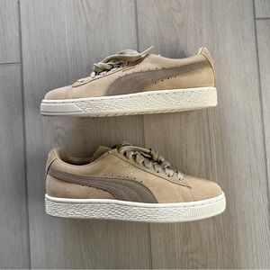 Puma Suede Sneakers